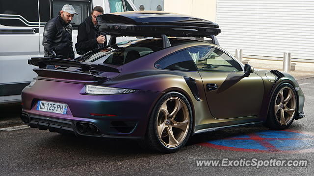 Porsche 911 Turbo spotted in Lyon, France