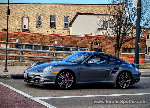 Porsche 911 Turbo spotted in De pere, Wisconsin