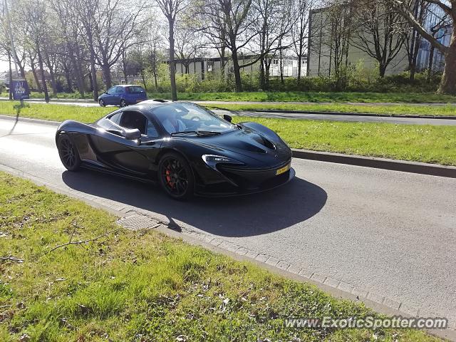 Mclaren P1 spotted in Papendrecht, Netherlands