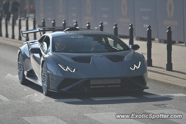 Lamborghini Huracan spotted in Warsaw, Poland