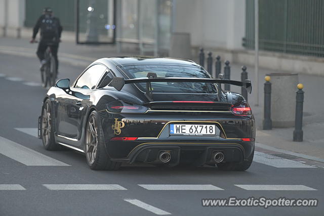 Porsche Cayman GT4 spotted in Warsaw, Poland