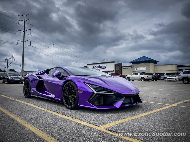 Lamborghini Aventador spotted in Greenwood, Indiana