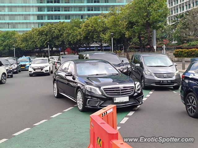 Mercedes S65 AMG spotted in Jakarta, Indonesia