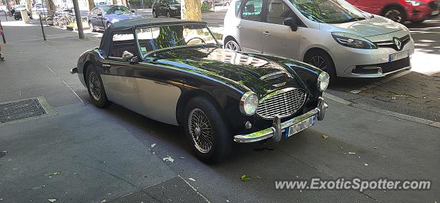 Other Vintage spotted in Lyon, France