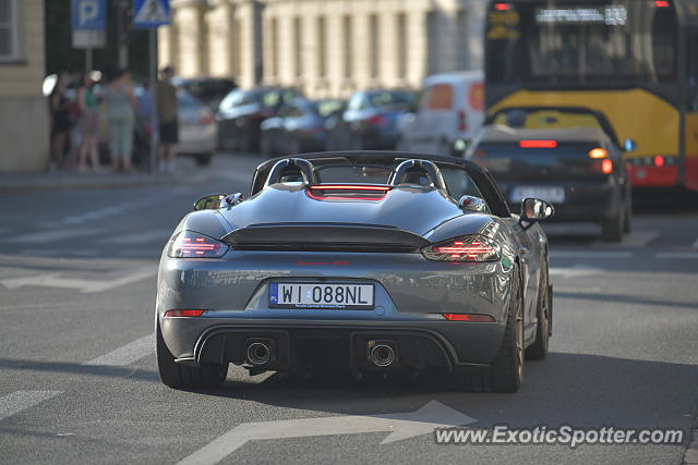 Porsche Cayman GT4 spotted in Warsaw, Poland