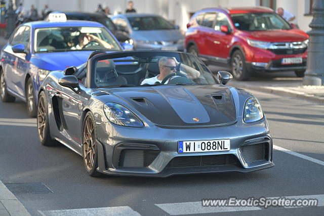 Porsche Cayman GT4 spotted in Warsaw, Poland