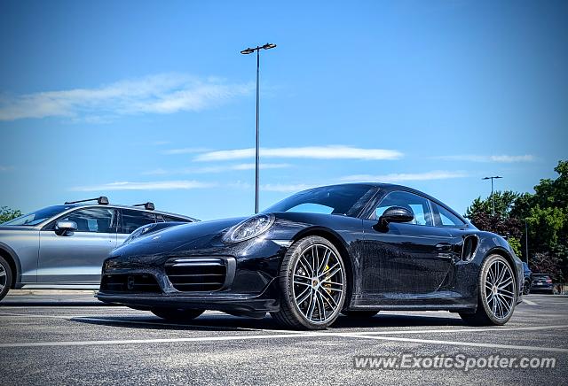 Porsche 911 Turbo spotted in De Pere, Wisconsin