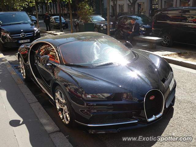 Bugatti Chiron spotted in Paris, France