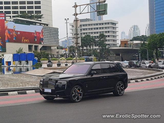 Rolls-Royce Cullinan spotted in Jakarta, Indonesia