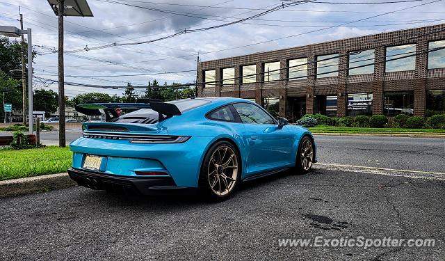 Porsche 911 GT3 spotted in Springfield, New Jersey