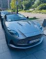 Aston Martin DB11