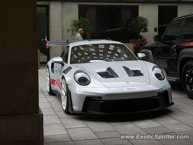Porsche 911 GT3 spotted in London, United Kingdom