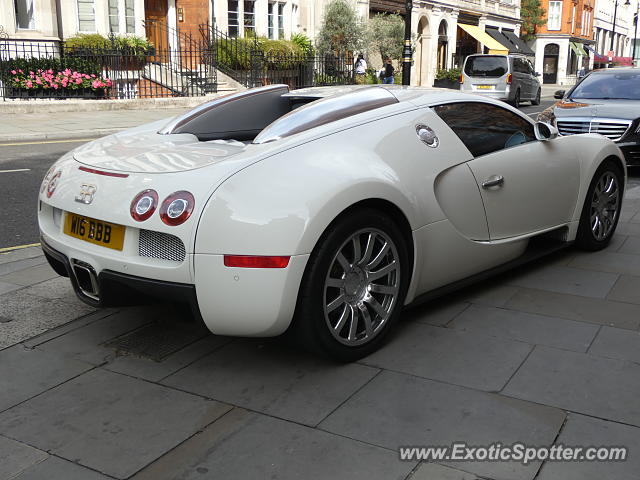 Bugatti Veyron spotted in London, United Kingdom