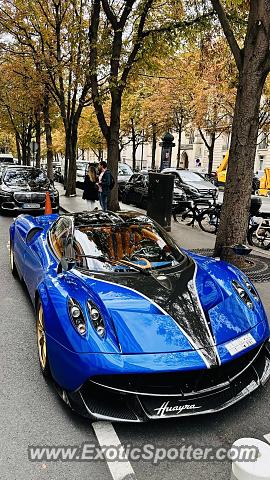 Pagani Huayra spotted in Paris, France