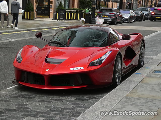 Ferrari LaFerrari spotted in London, United Kingdom