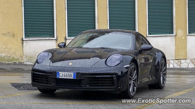 Porsche 911 spotted in Bassano, Italy