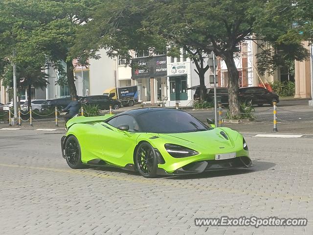 Mclaren 765LT spotted in Jakarta, Indonesia