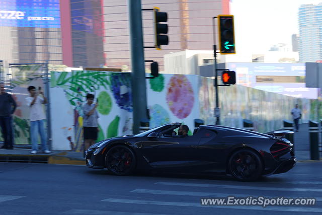Bugatti Chiron spotted in Las Vegas, Nevada