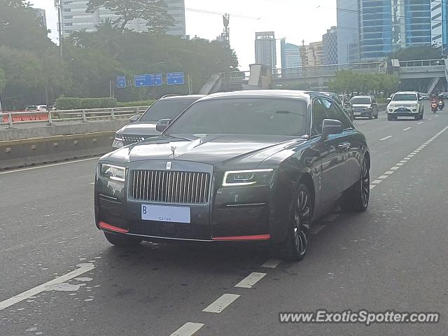 Rolls-Royce Ghost spotted in Jakarta, Indonesia