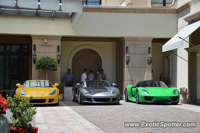 Porsche Carrera GT spotted in Beverly Hills, California