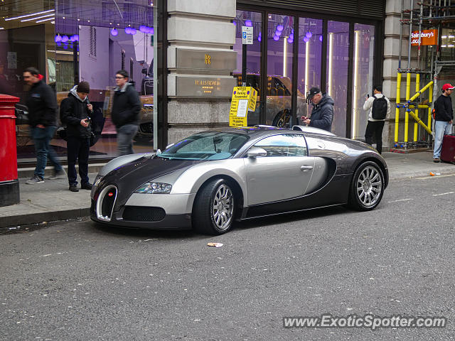 Bugatti Veyron spotted in London, United Kingdom