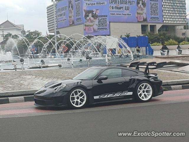 Porsche 911 GT3 spotted in Jakarta, Indonesia