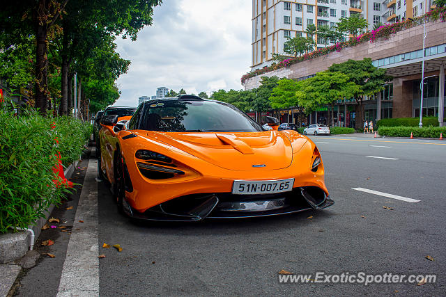 Mclaren 765LT spotted in Ho Chi Minh city, Vietnam