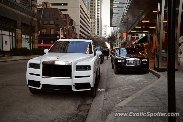 Rolls-Royce Cullinan spotted in Chicago, Illinois