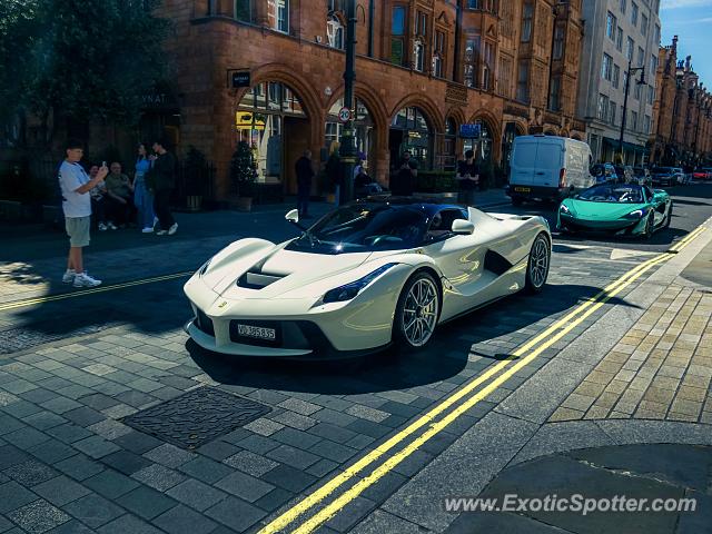 Ferrari LaFerrari spotted in London, United Kingdom