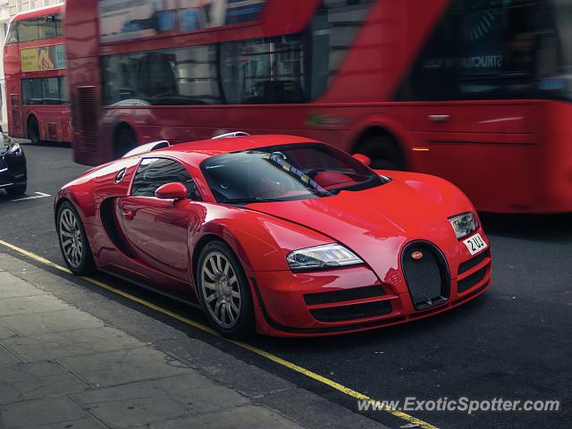 Bugatti Veyron spotted in London, United Kingdom