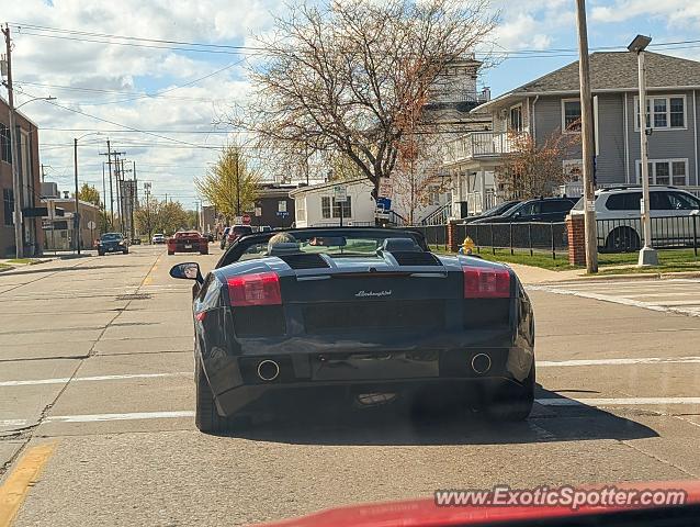 Lamborghini Gallardo spotted in Green Bay, Wisconsin