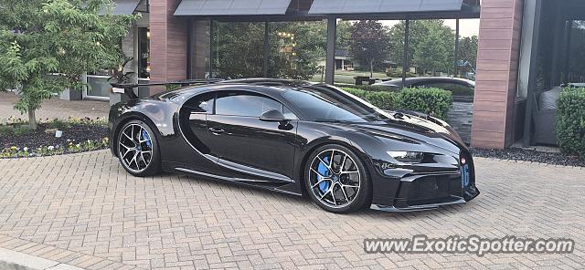 Bugatti Chiron spotted in Birmingham, Michigan