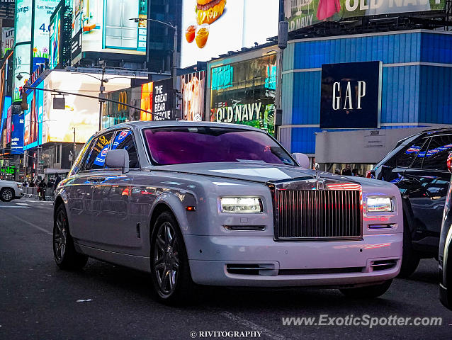 Rolls-Royce Phantom spotted in New York City, New York