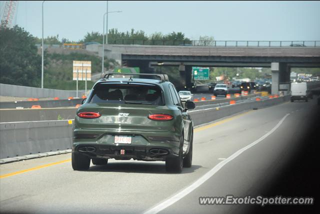 Bentley Bentayga spotted in Chicago, Illinois