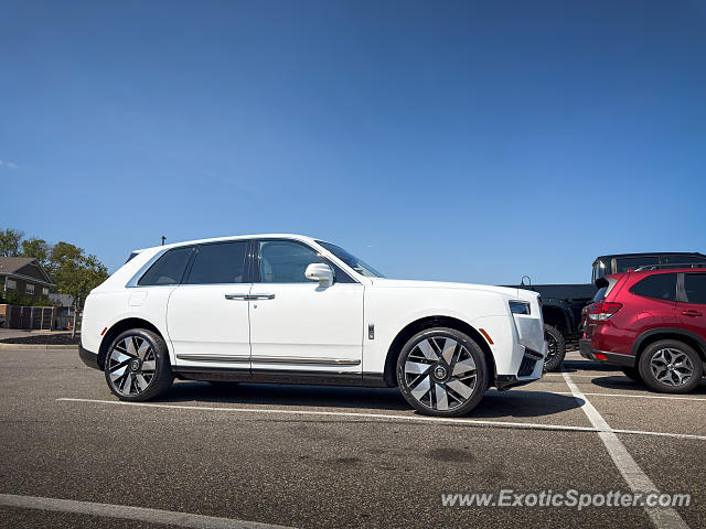 Rolls-Royce Cullinan spotted in South Bend, Indiana