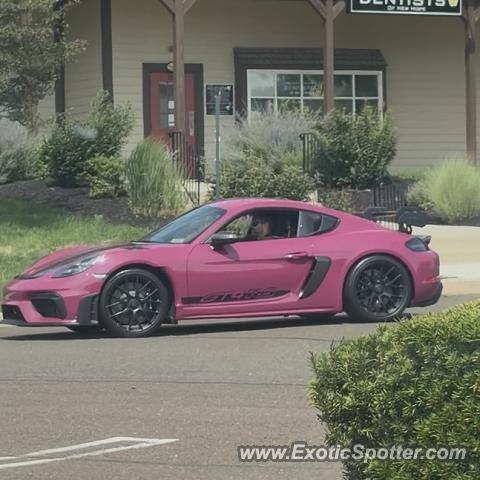 Porsche Cayman GT4 spotted in New Hope, Pennsylvania