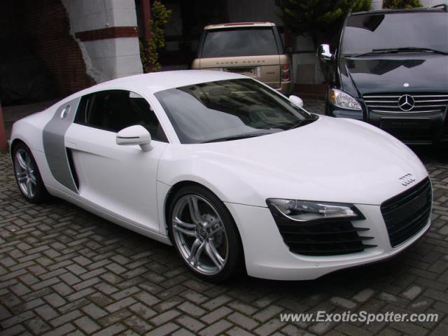 Audi R8 spotted in Istanbul, Turkey