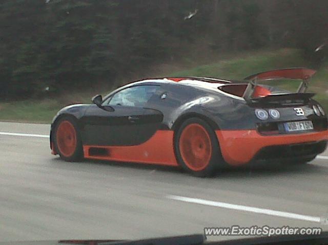 Bugatti Veyron spotted in Hof, Germany