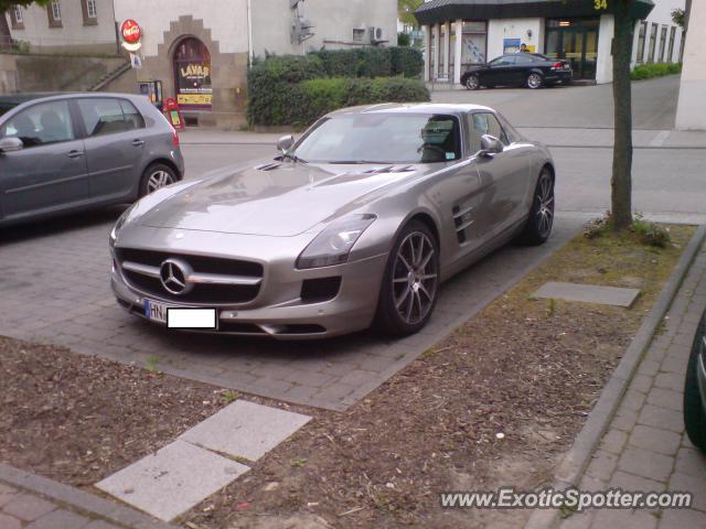 Mercedes SLS AMG spotted in Leingarten, Germany