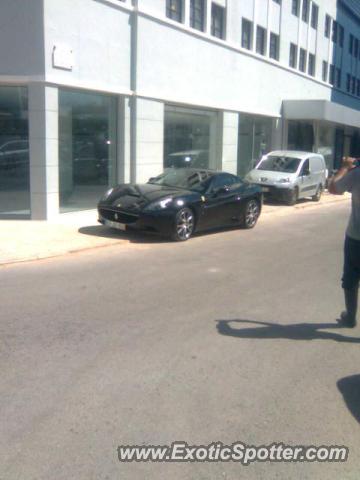 Ferrari California spotted in Lisboa, Portugal