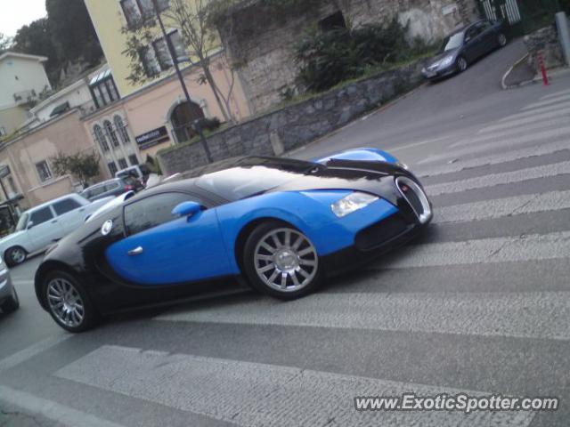 Bugatti Veyron spotted in Istanbul, Turkey
