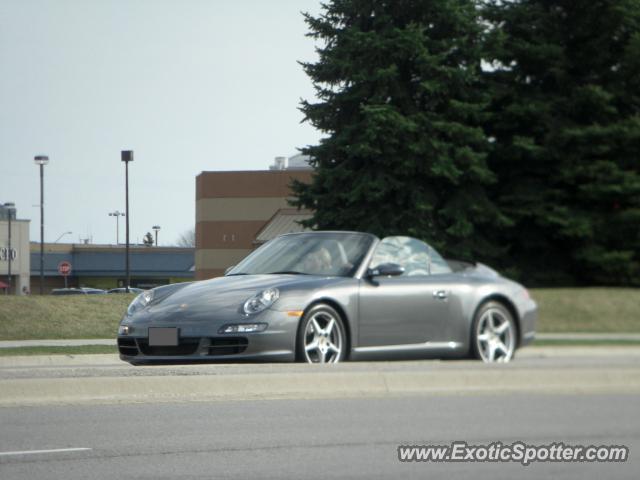 Porsche 911 spotted in Oakville, Canada