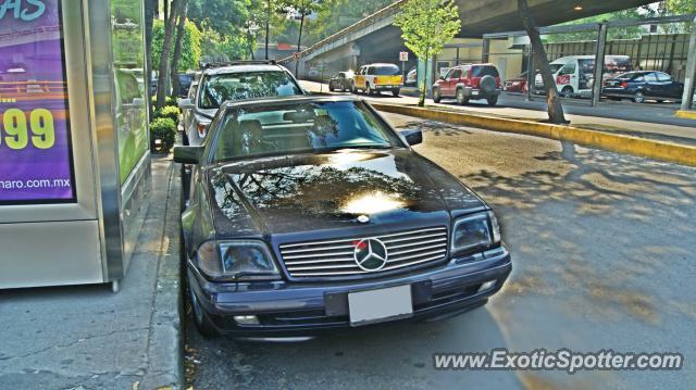 Mercedes SL600 spotted in Mexico City, Mexico