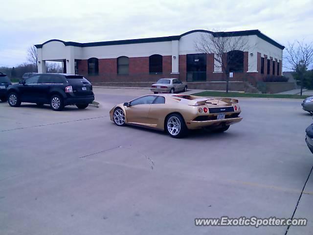 Lamborghini Diablo spotted in Des Moines, Iowa
