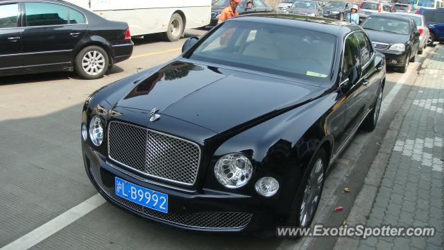 Bentley Mulsanne spotted in Hangzhou, China