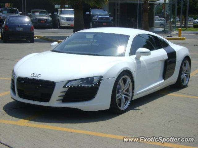 Audi R8 spotted in Leon, Mexico, Mexico