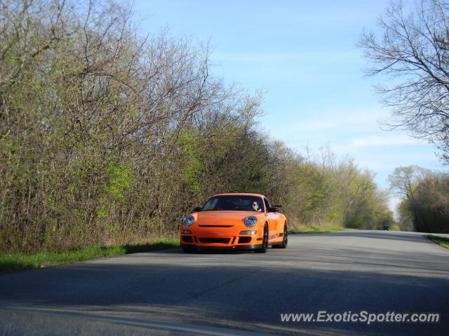 Porsche 911 GT3 spotted in Barrington, Illinois