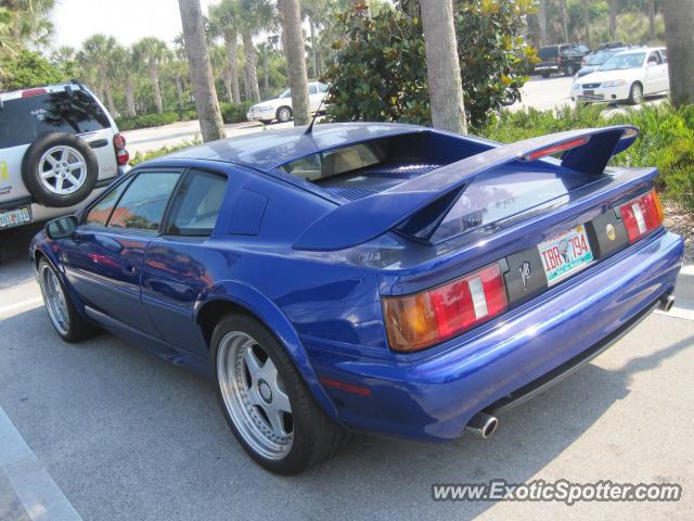 Lotus Esprit spotted in Ponte Vedra Beach, Florida