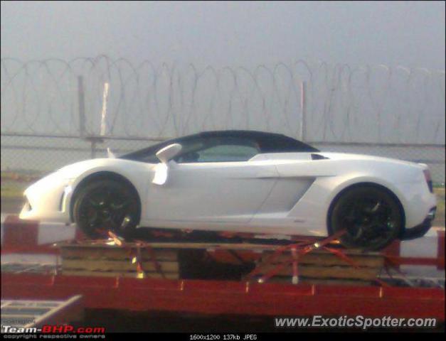 Lamborghini Gallardo spotted in Chennai, India