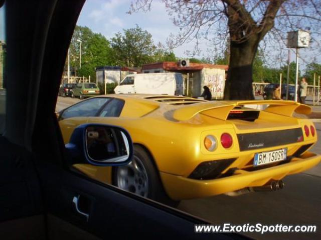 Lamborghini Diablo spotted in Rijeka, Croatia